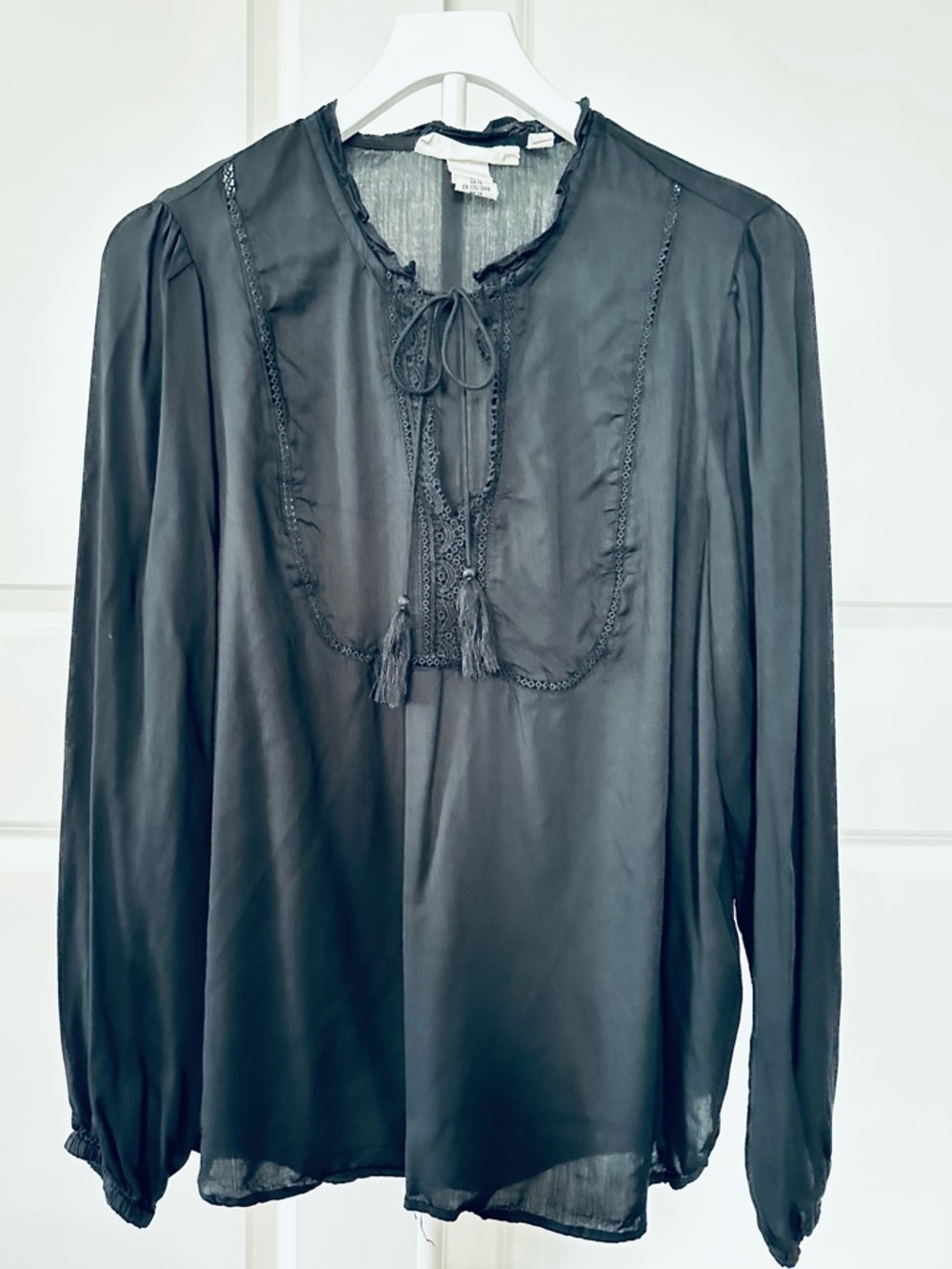 Women’s L.O.G.G. By H&M Long Sleeve Black V-Neck Blouse Size 14 Regular